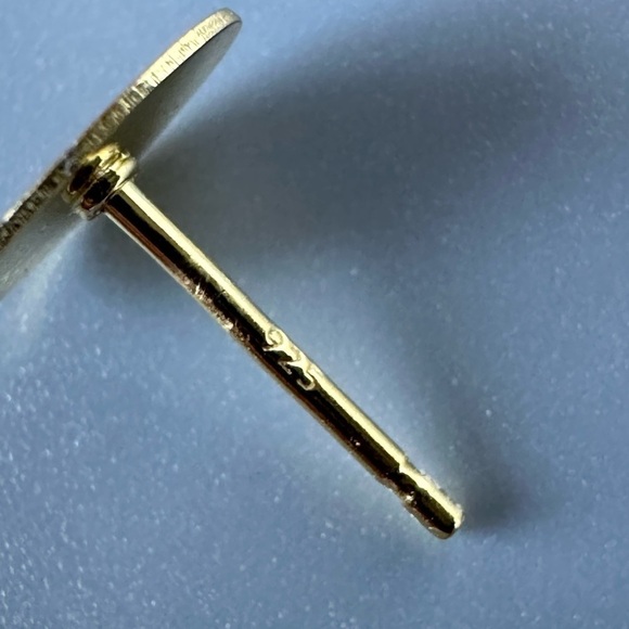 14k Gold Vermiel Tulip Stud Earrings - Picture 7 of 7